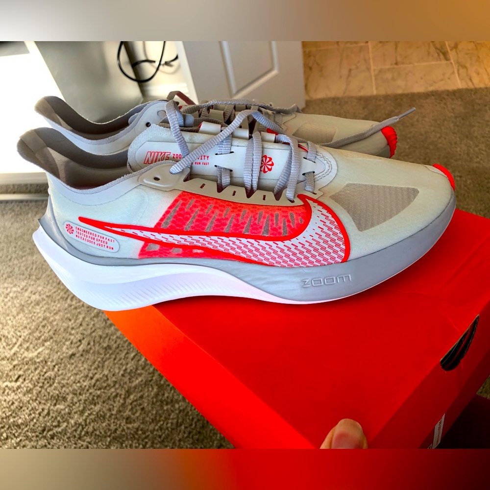 Nike zoom running shoes